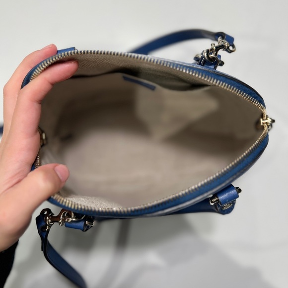 Gucci Monogram Bag with shoulder strap - Picture 7 of 10